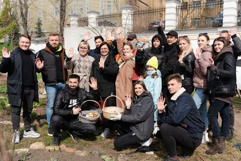 СУББОТНИК С СОВРЕМЕННИКОМ