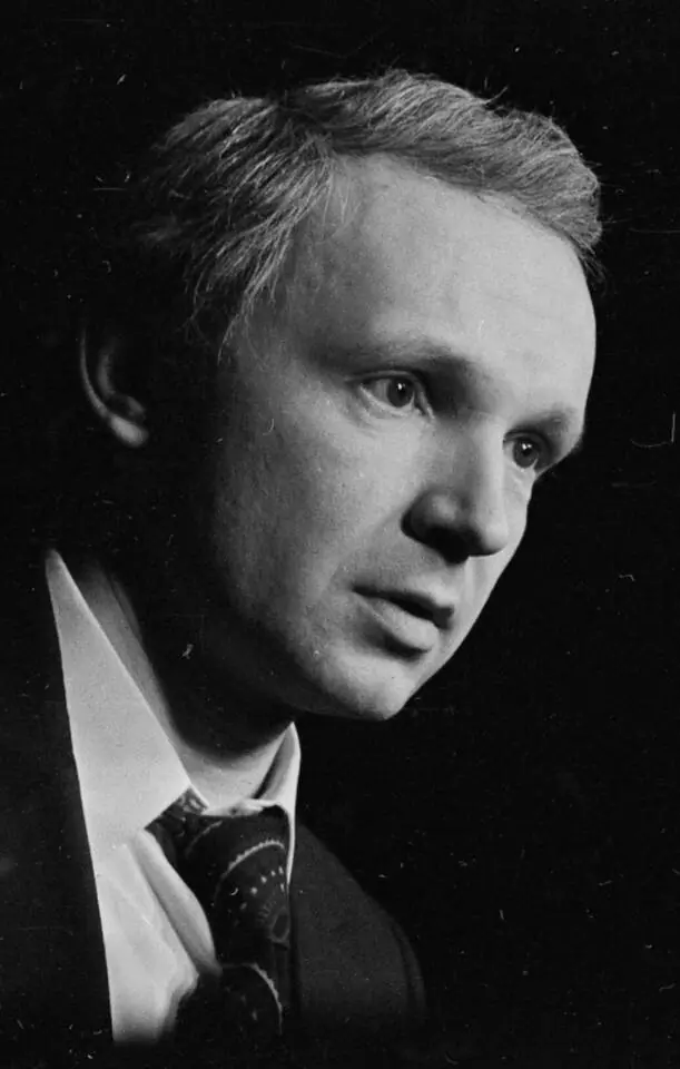 Андрей Мягков, Артист