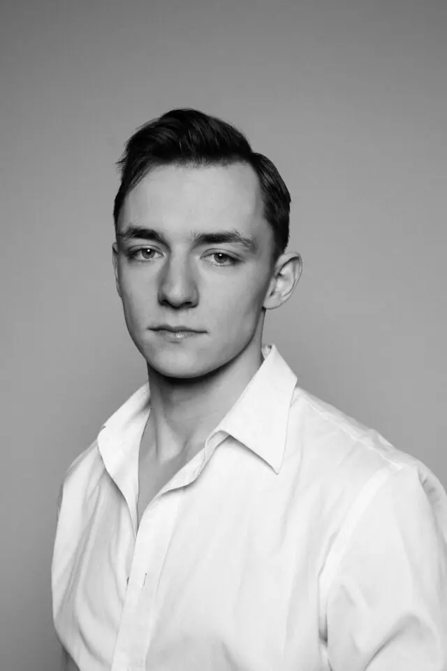 Евгений Шишкин, Артист