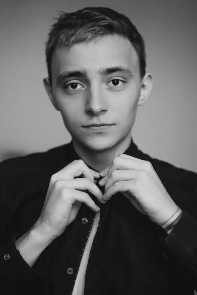 Виталий Муратов, Артист